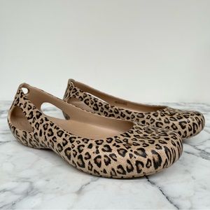 Woman’s crocs leopard print ballet flats slip on shoes size 9